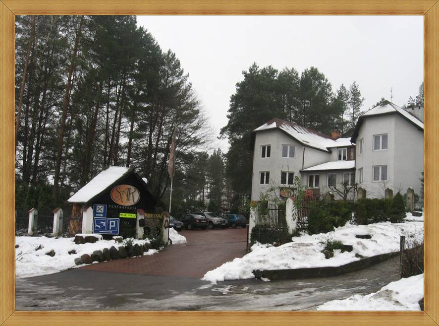 Hotele Olsztyn na przedmieściu SAK Hotel Restauracja zimą
