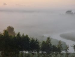 Właśnie budzi się słoneczny dzień nad Olsztynem